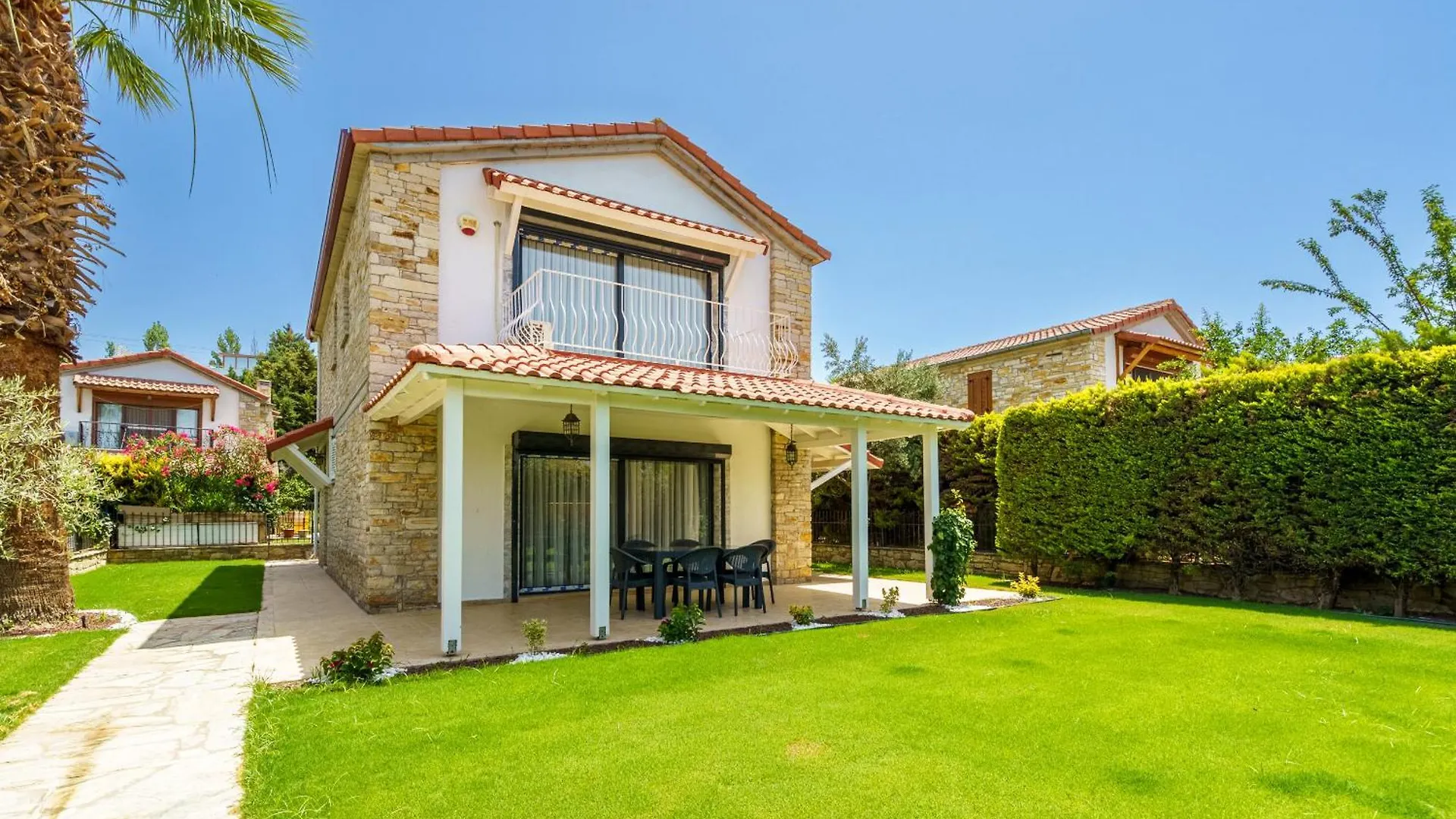 Stone Villa Near Long Beach & Kusadasi Shopping Mall 0*,  土耳其